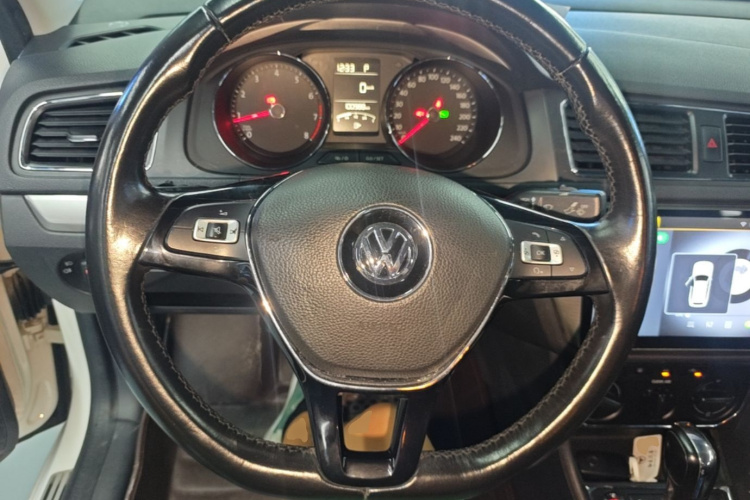 Volkswagen Lavida 2017 immagine di auto #11