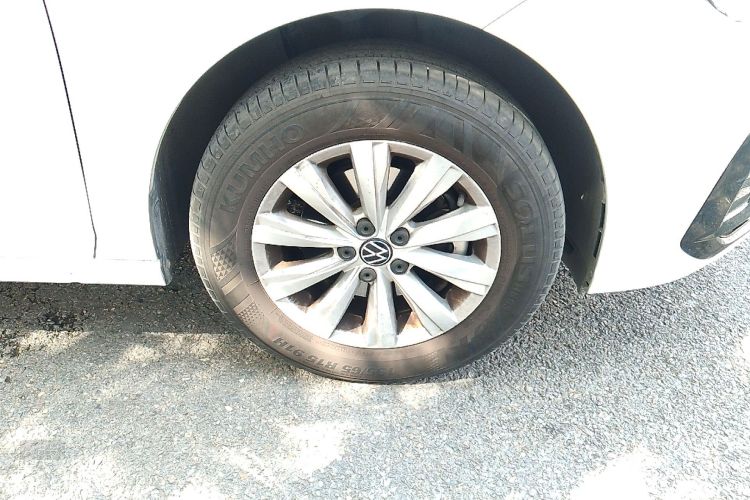 Volkswagen Lavida 2023 car image #9