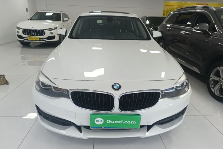 BMW 3 Series GT 2018 изображение автомобиля #3