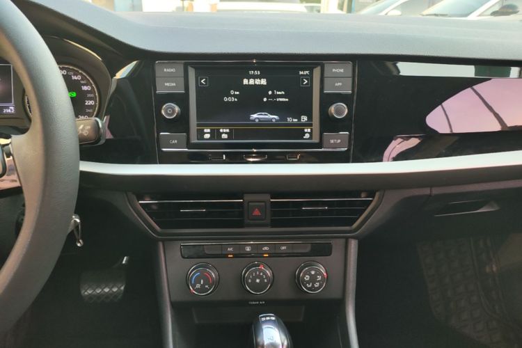 Volkswagen Lavida 2019 #13 Volkswagen Lavida 2019 car image #13