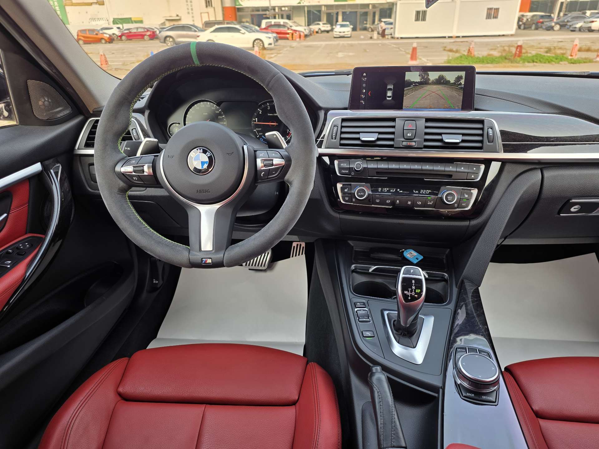 BMW 3 Series 2018 #11 BMW 3 Series 2018 car image #11