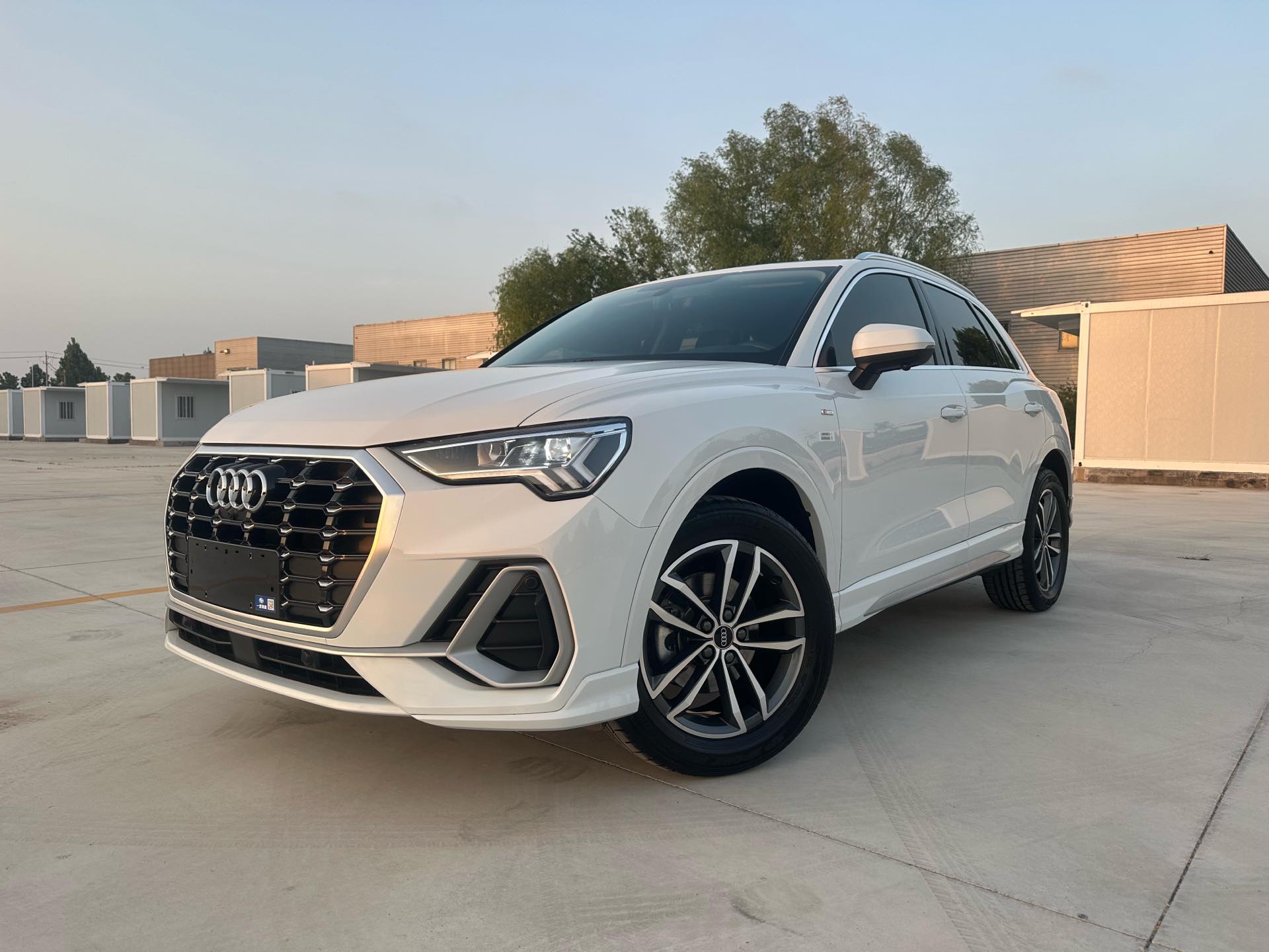 Audi Q3 2022 Audi Q3 2022 car image