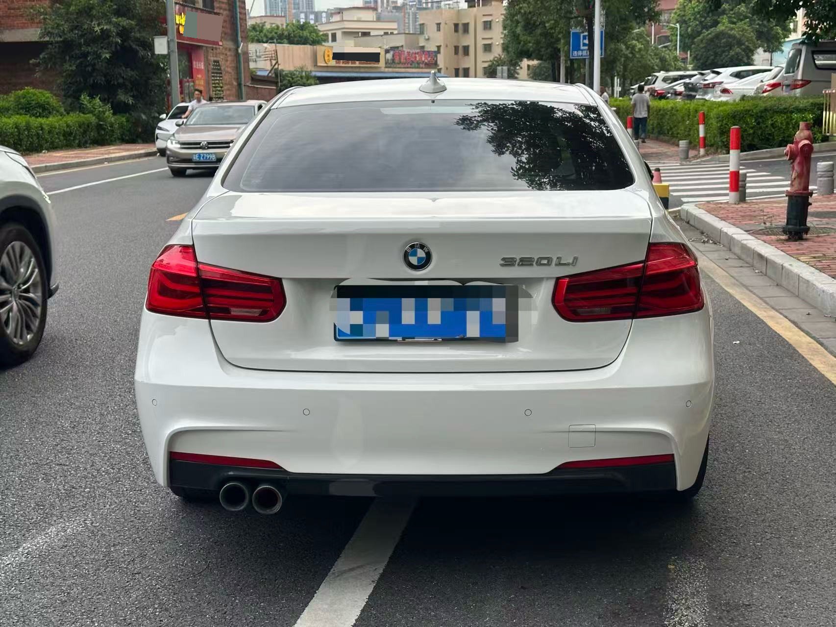 BMW 3 Series 2018 car image #8