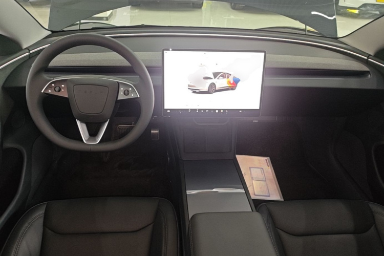 Tesla Model 3 2025 #10 Tesla Model 3 2025 car image #10