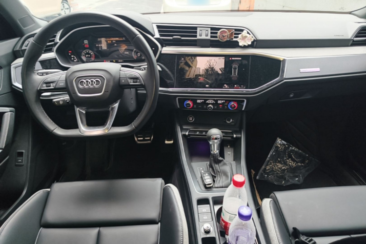 Audi Q3 2024 #10 Audi Q3 2024 car image #10