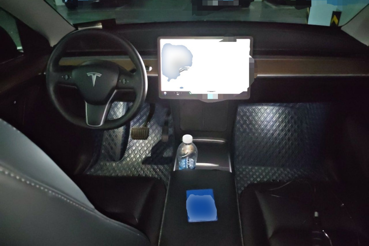 Tesla Model Y 2021 #7 Tesla Model Y 2021 car image #7