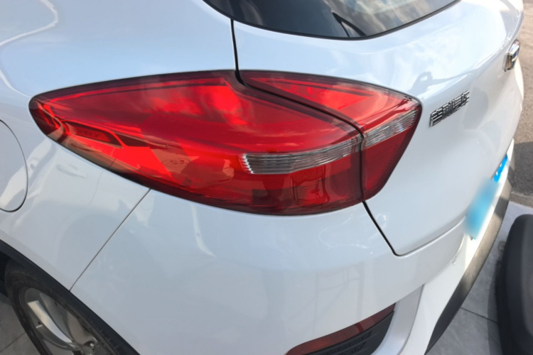 GEELY Emgrand GS 2016 car image #5