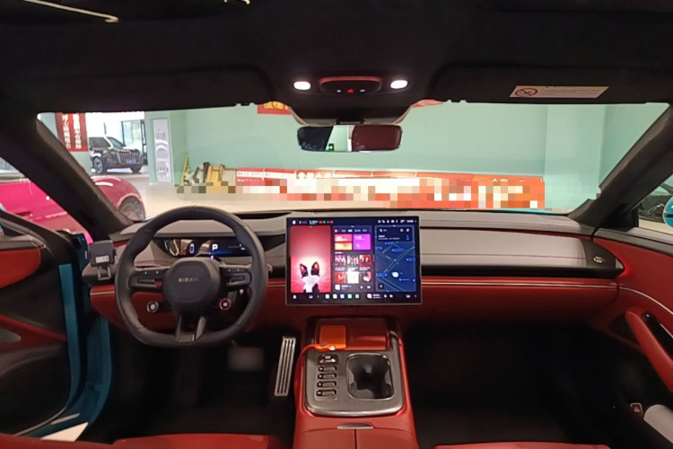 MI SU7 2024 immagine di auto #10
