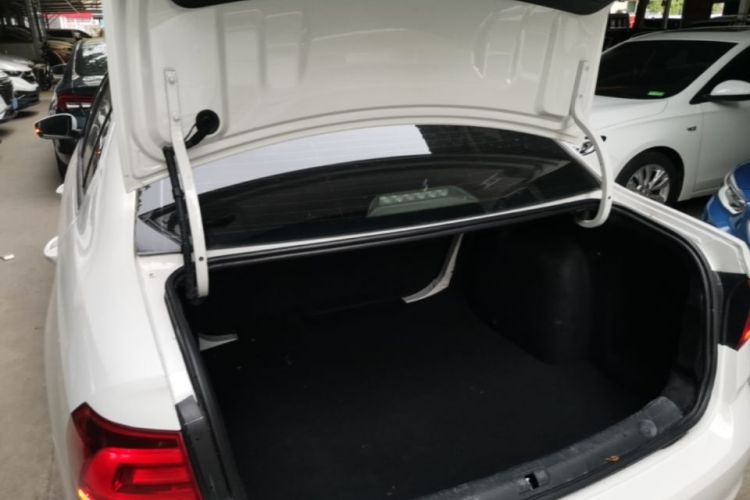 Volkswagen Lavida 2020 car image #19