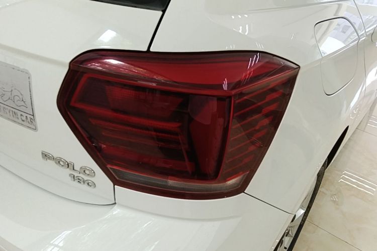 Volkswagen Polo 2020 car image #8