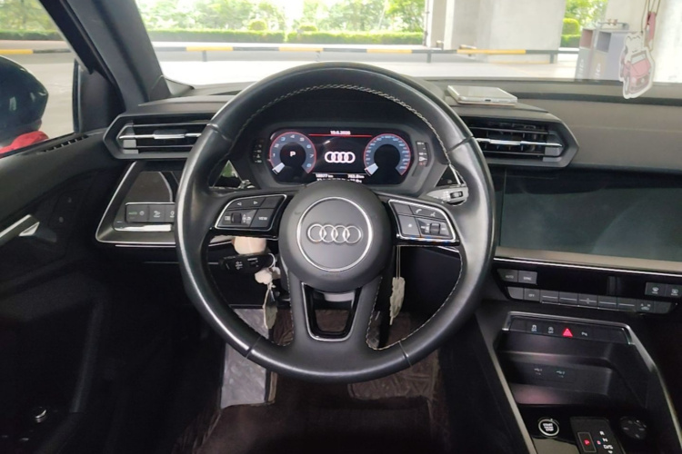 Audi A3 2024 car image #11