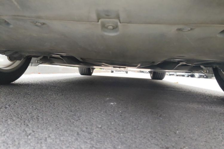 Tesla Model Y 2022 car image #26