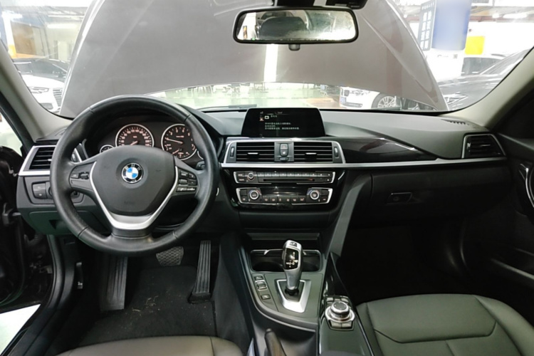 BMW 3 Series 2016 imagen de coche #11