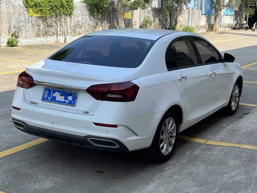 GEELY Emgrand 2021 car image #9