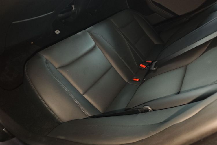 Tesla Model 3 2024 #17 Tesla Model 3 2024 car image #17