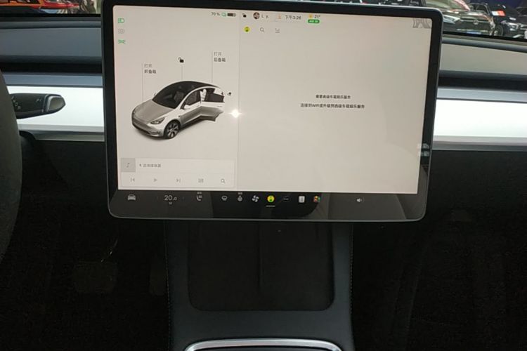 Tesla Model Y 2022 #13 Tesla Model Y 2022 car image #13