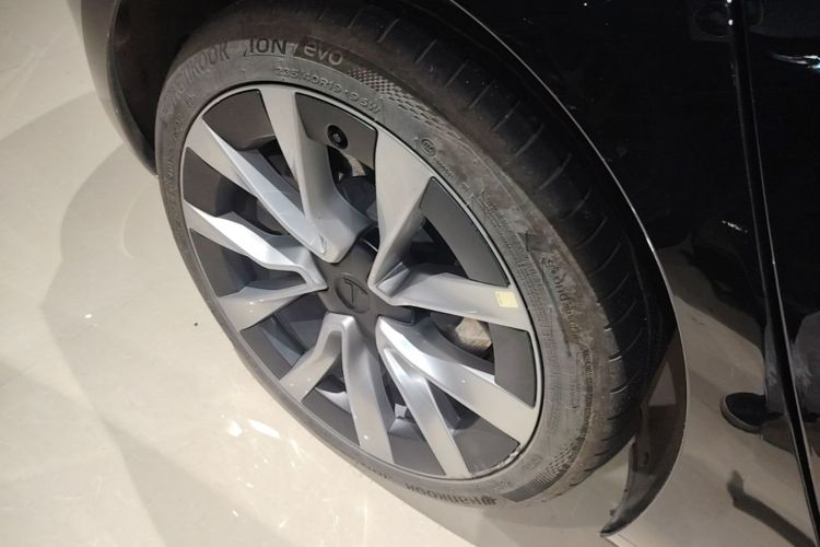 Tesla Model 3 2023 #10 Tesla Model 3 2023 car image #10