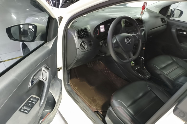 Volkswagen Polo 2019 #16 Volkswagen Polo 2019 car image #16