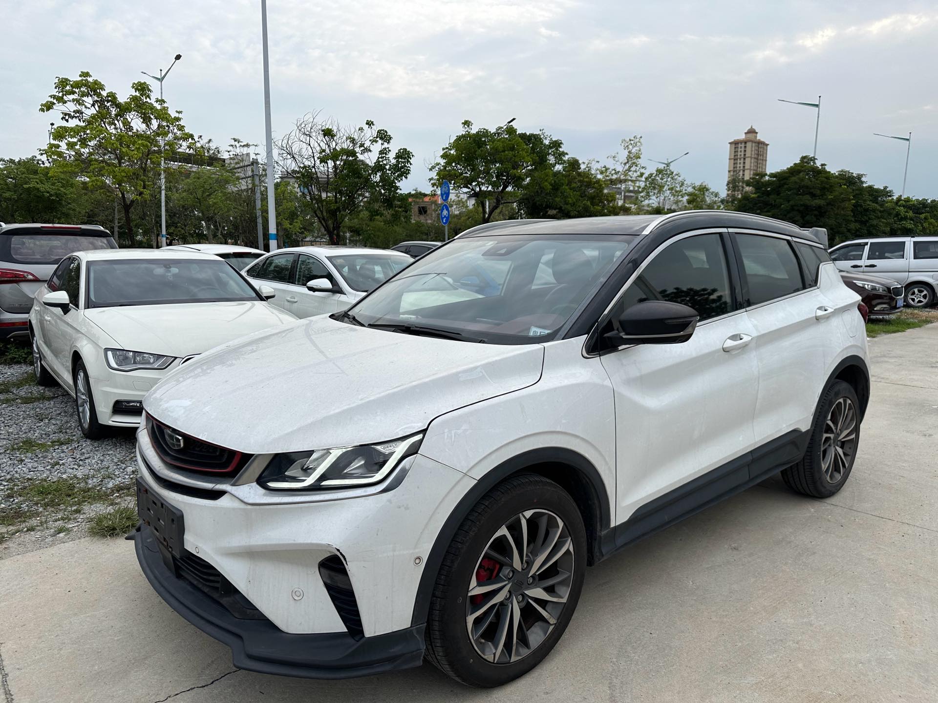 GEELY Coolray 2019 car image 