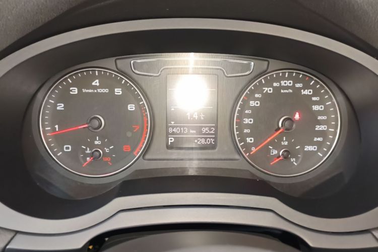Audi Q3 2017 #12 Audi Q3 2017 car image #12
