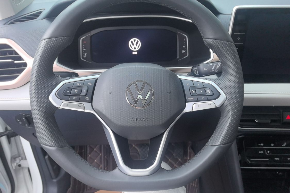 Volkswagen Tharu 2024 imagem de carro #6