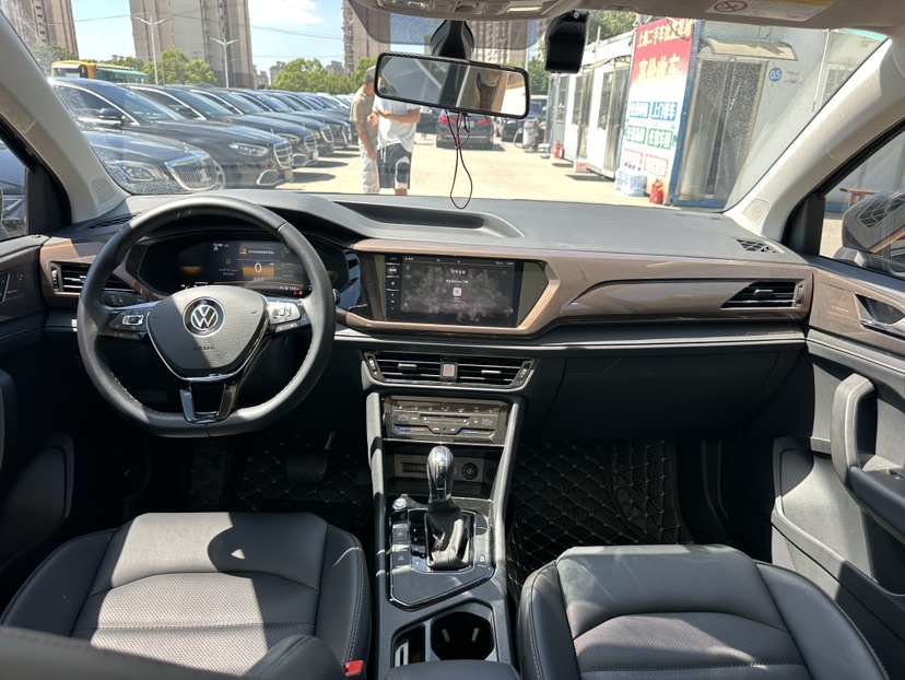 Volkswagen Tharu 2022 #7 Volkswagen Tharu 2022 car image #7