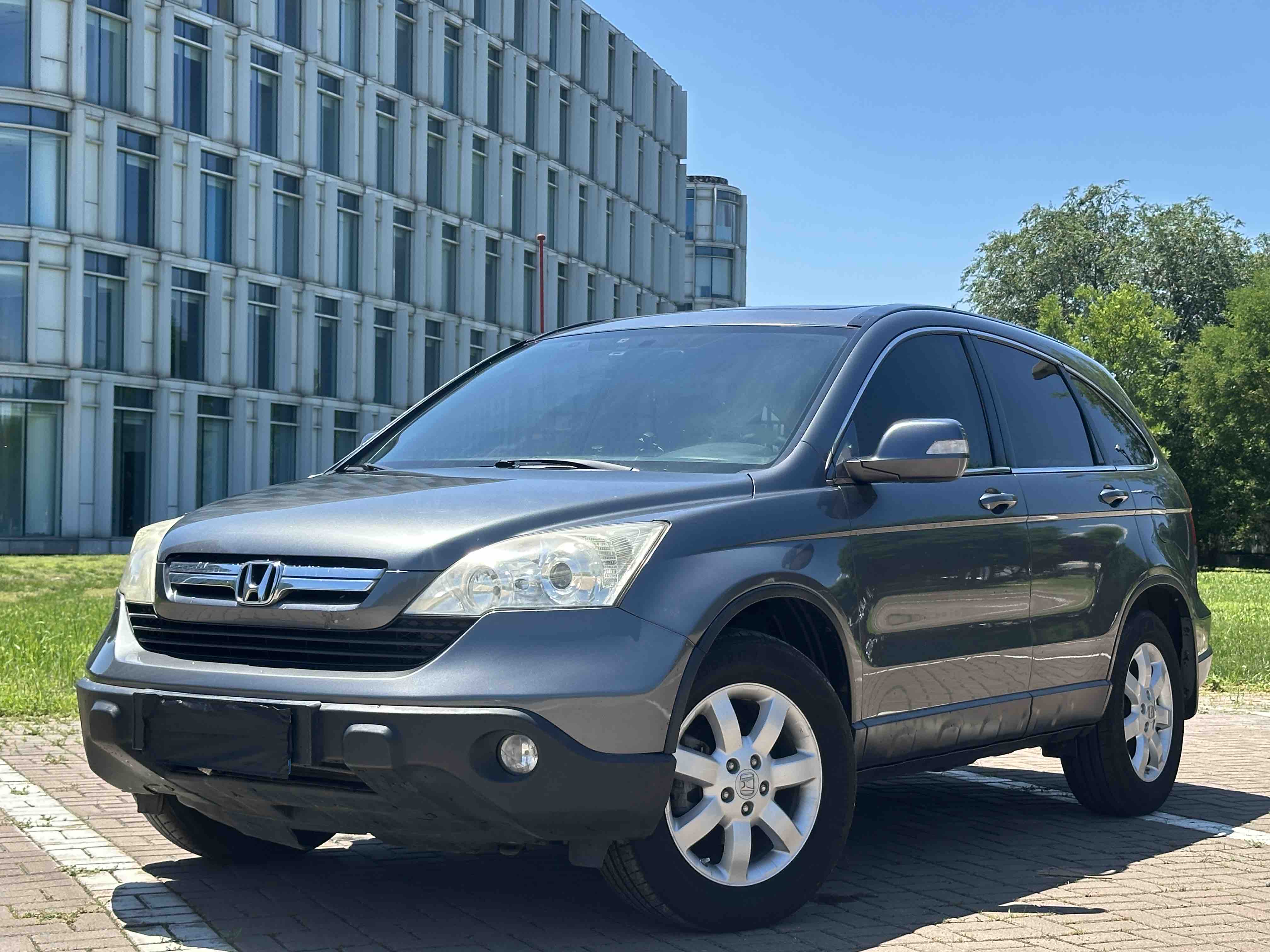 2010 2010 car image