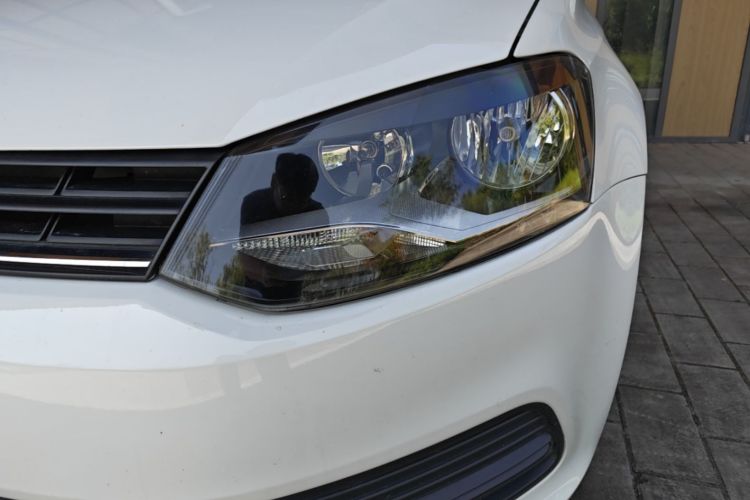 Volkswagen Polo 2016 #23 Volkswagen Polo 2016 car image #23