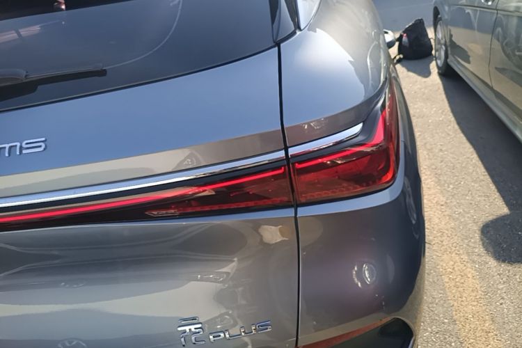 BYD Yuan Plus 2023 immagine di auto #8
