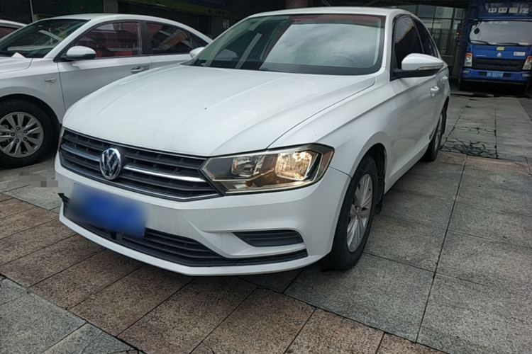 Volkswagen Bora 2017 car image #2