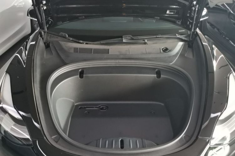 Tesla Model 3 2020 car image #20