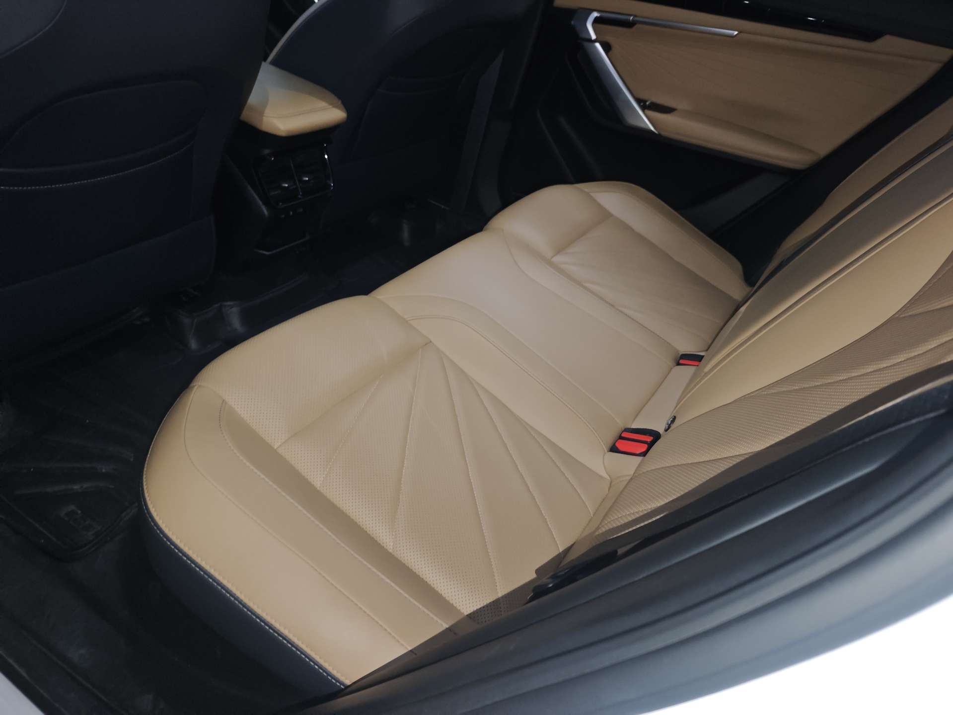 GEELY Boyue L 2022 #5 GEELY Boyue L 2022 car image #5