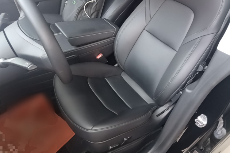 Tesla Model Y 2021 #15 Tesla Model Y 2021 car image #15