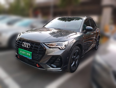 Audi Q3 2022 Audi Q3 2022 immagine di auto
