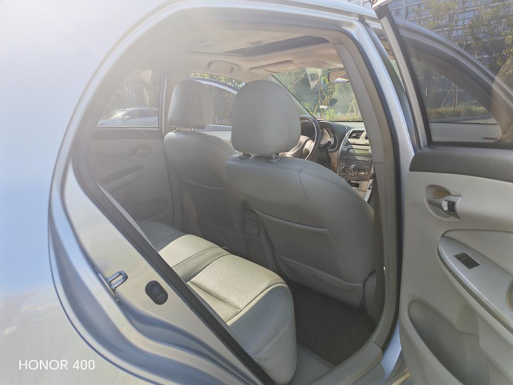 Toyota Corolla 2010 #5 Toyota Corolla 2010 car image #5
