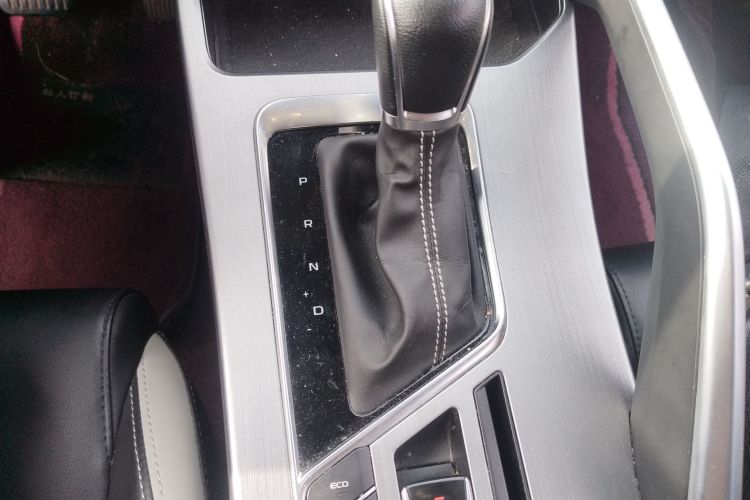 GEELY Coolray 2020 car image #19