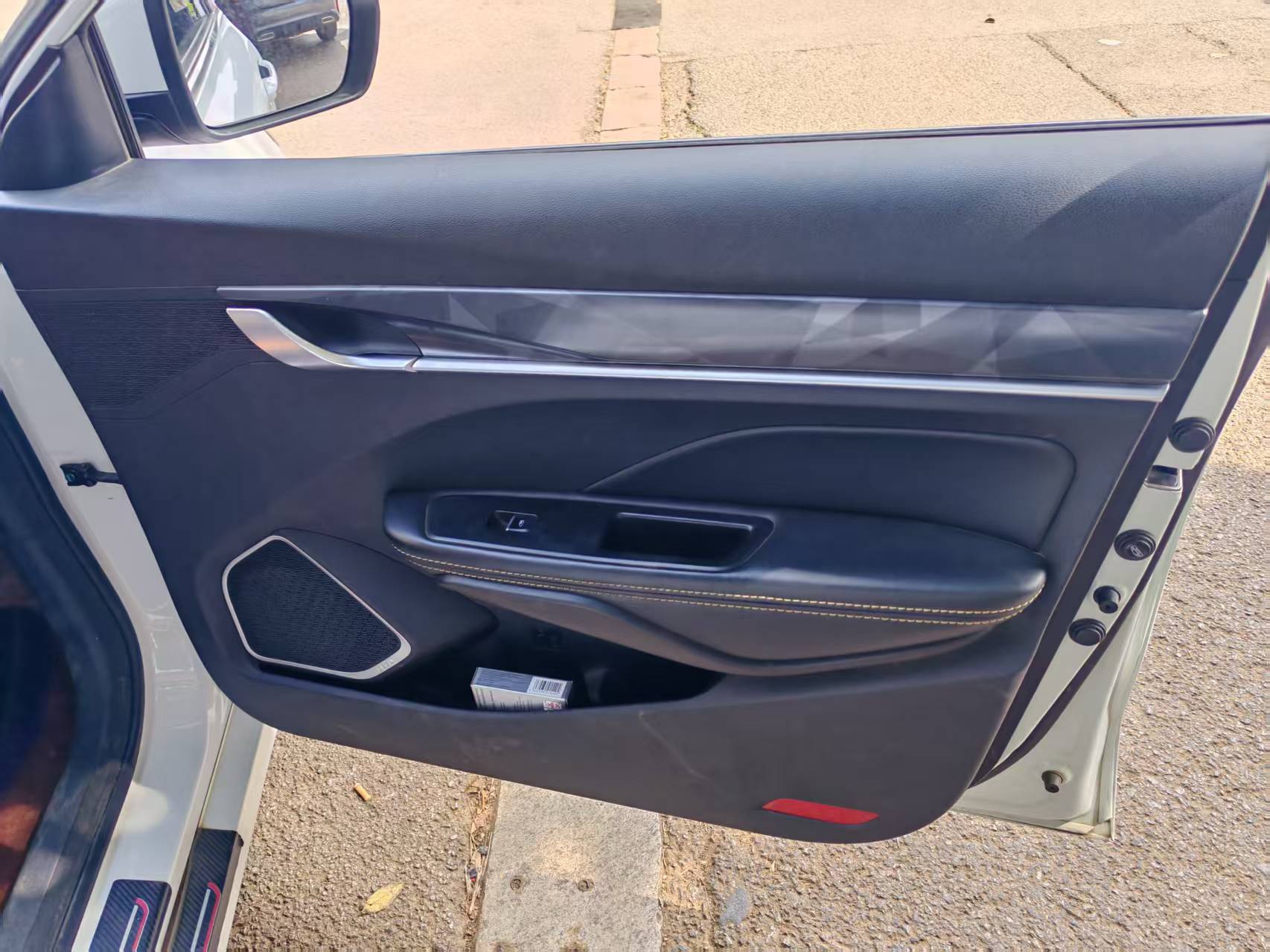 GEELY Binray 2021 صورة سيارة #3