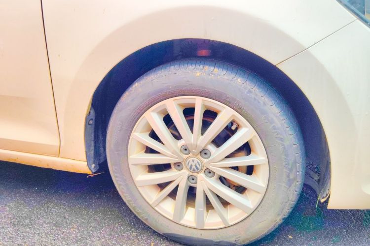 Volkswagen Santana 2017 #9 Volkswagen Santana 2017 car image #9