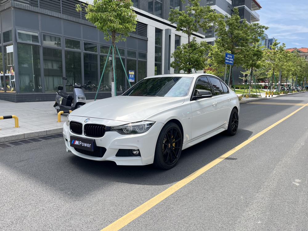 BMW 3 Series 2018 BMW 3 Series 2018 car image