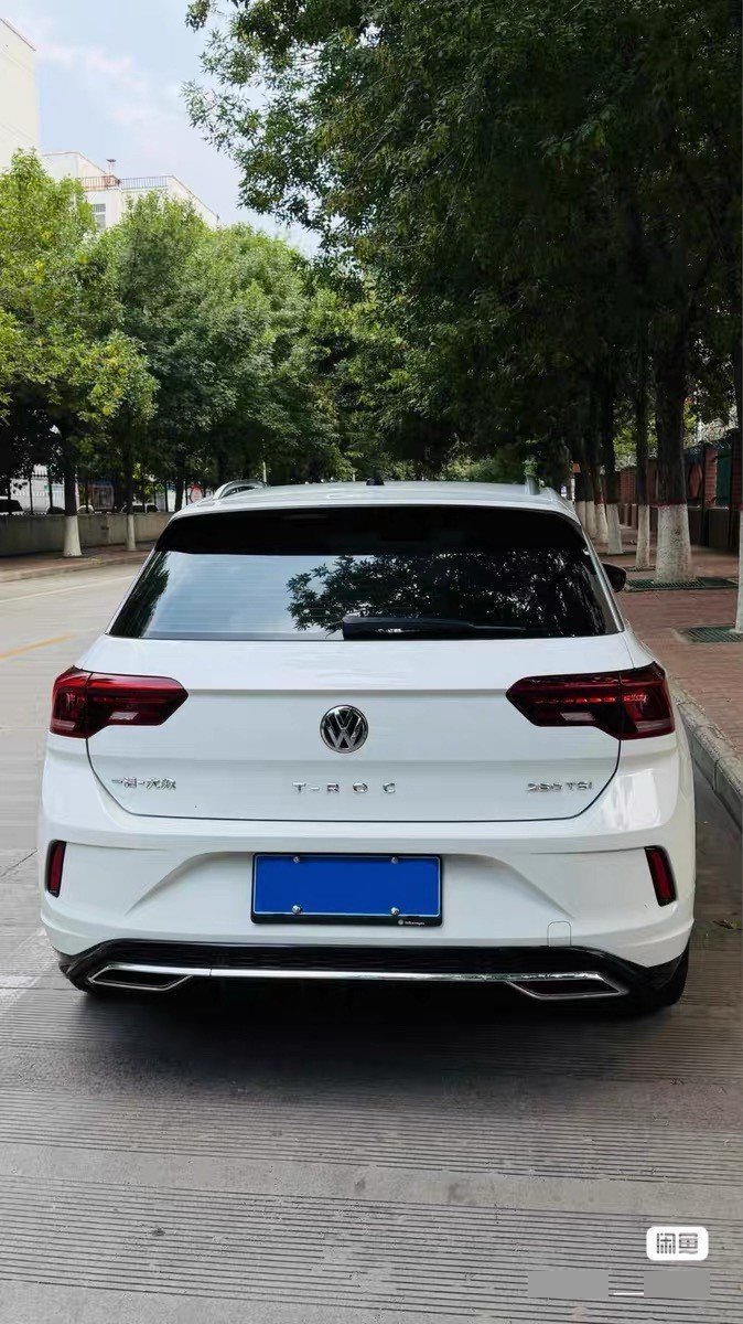 Volkswagen T-Roc 2023 #8 Volkswagen T-Roc 2023 car image #8