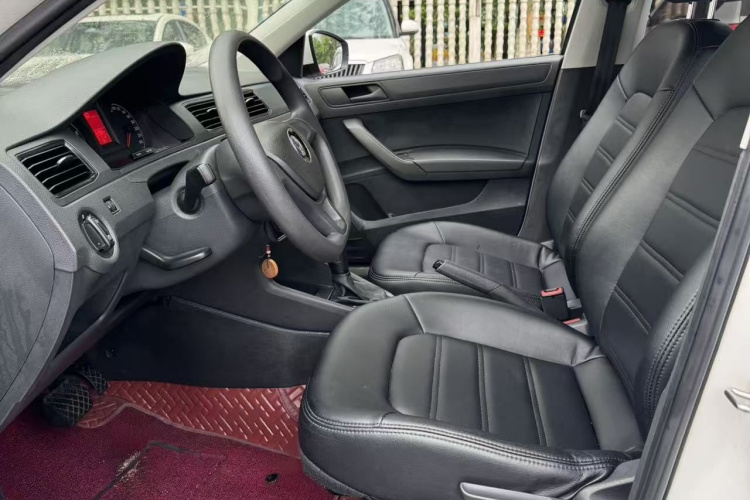 Volkswagen Santana 2017 car image #10