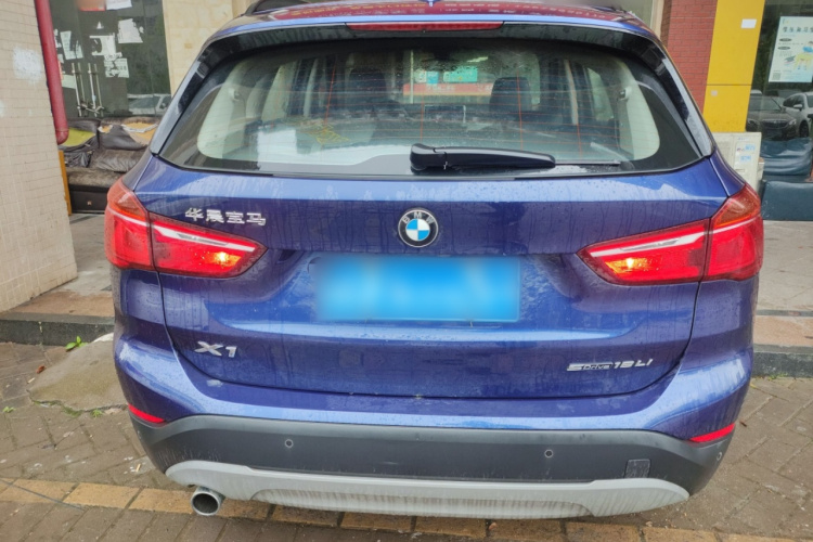 BMW X1 2019 #6 BMW X1 2019 car image #6
