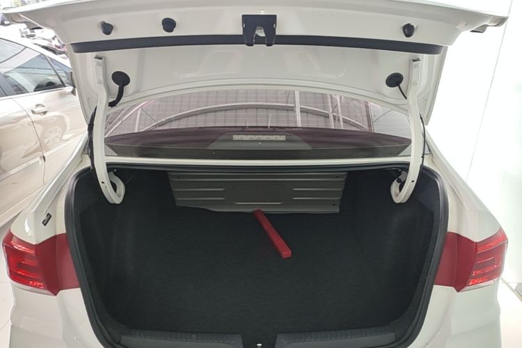 Volkswagen Santana 2017 #19 Volkswagen Santana 2017 car image #19
