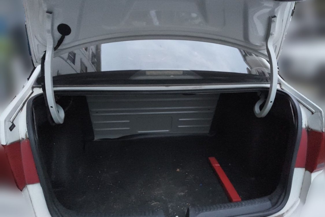 Volkswagen Santana 2014 car image #8