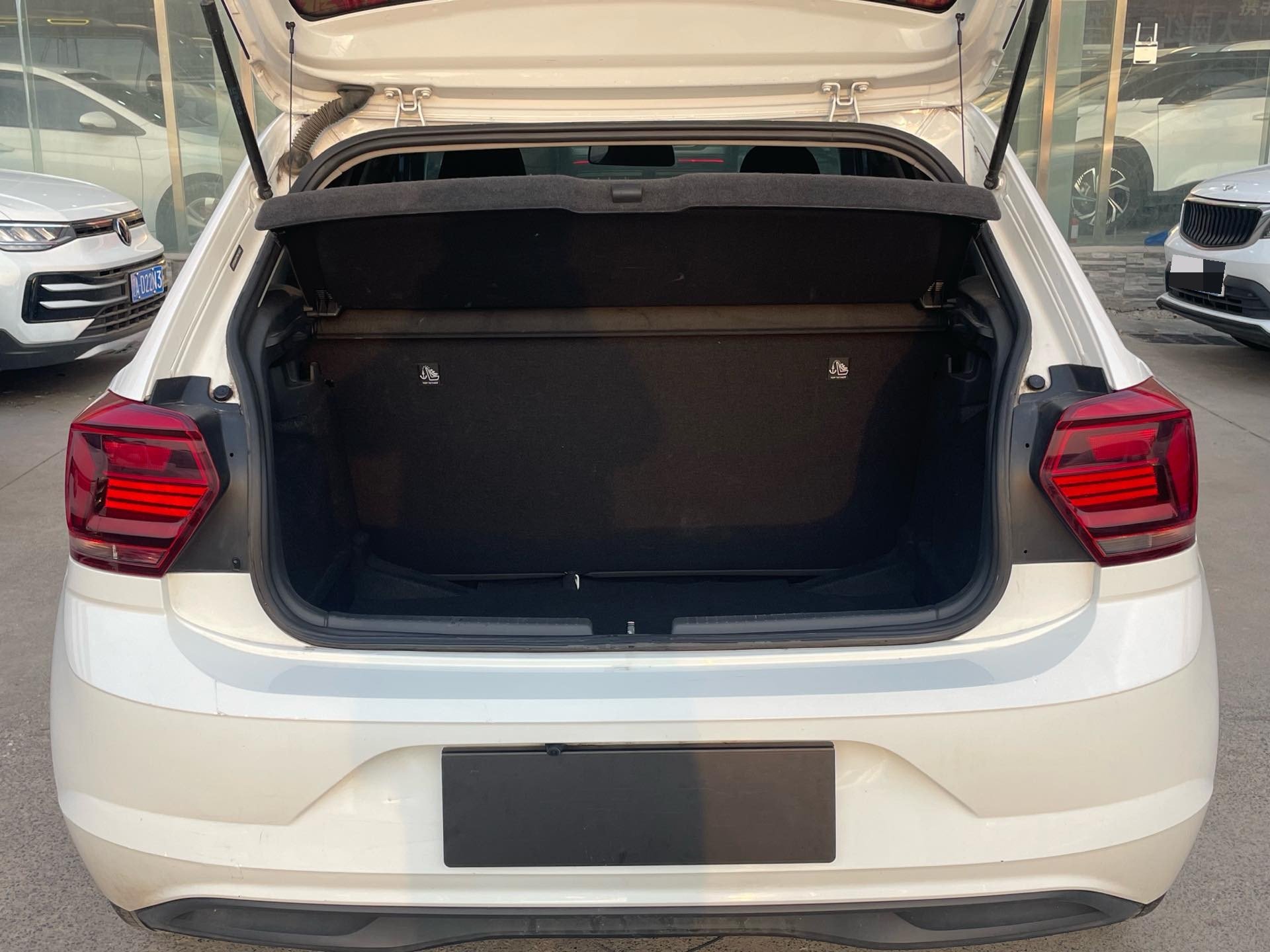 Volkswagen Polo 2023 изображение автомобиля #4