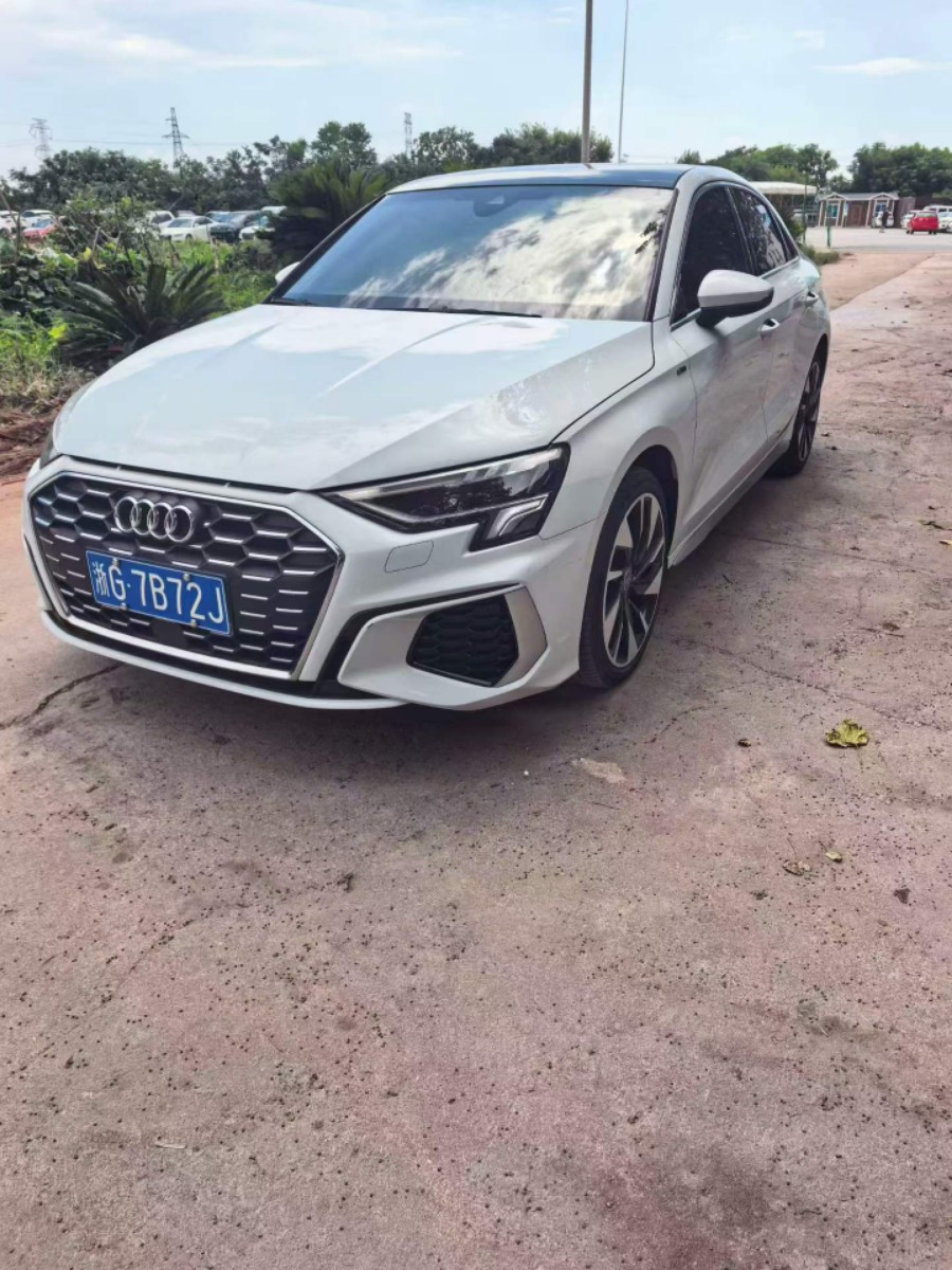 Audi A3 2022 car image #3