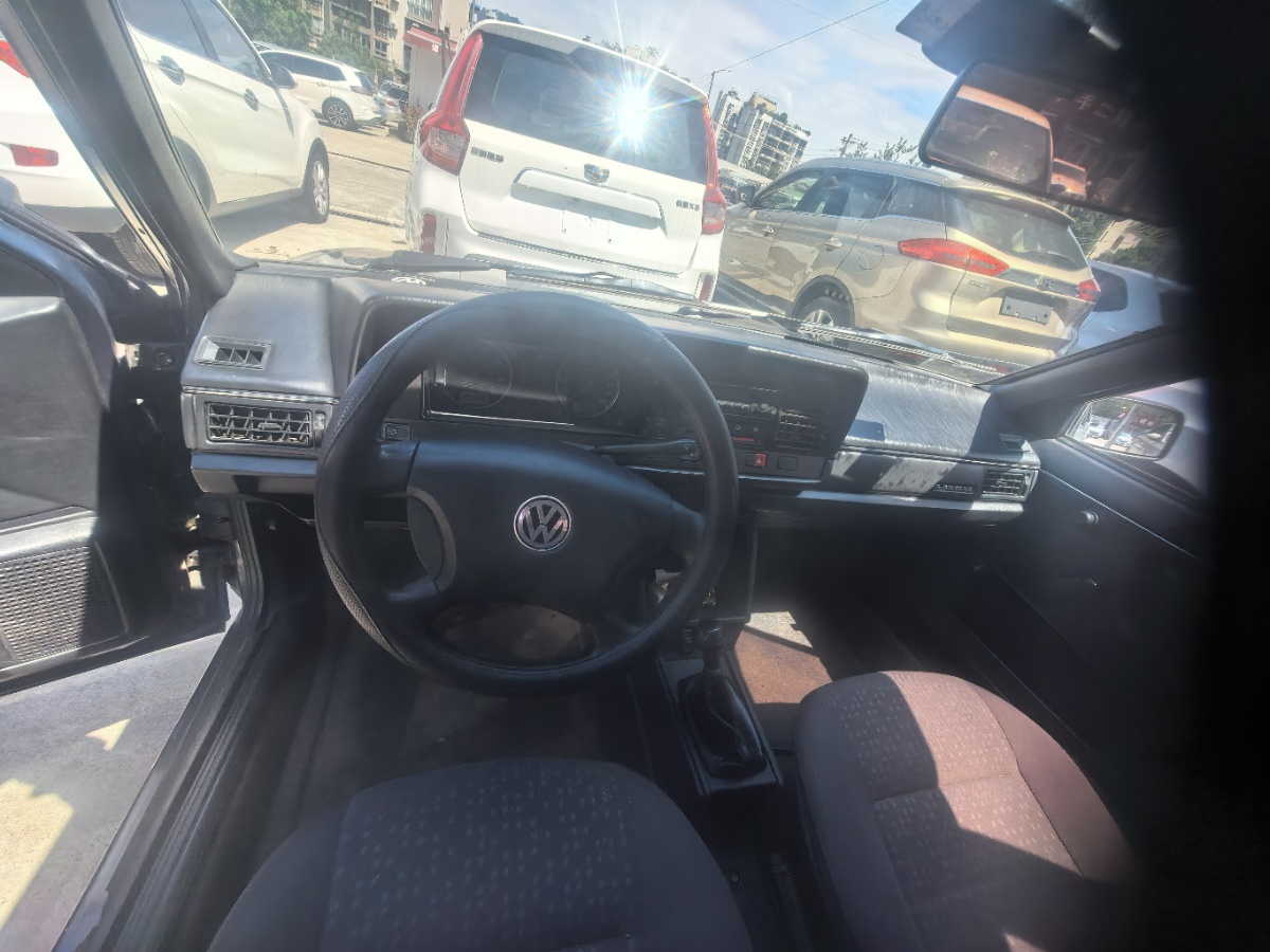 Volkswagen Santana Classic 2011 immagine di auto #7