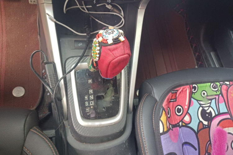 BYD Yuan 2018 #15 BYD Yuan 2018 car image #15