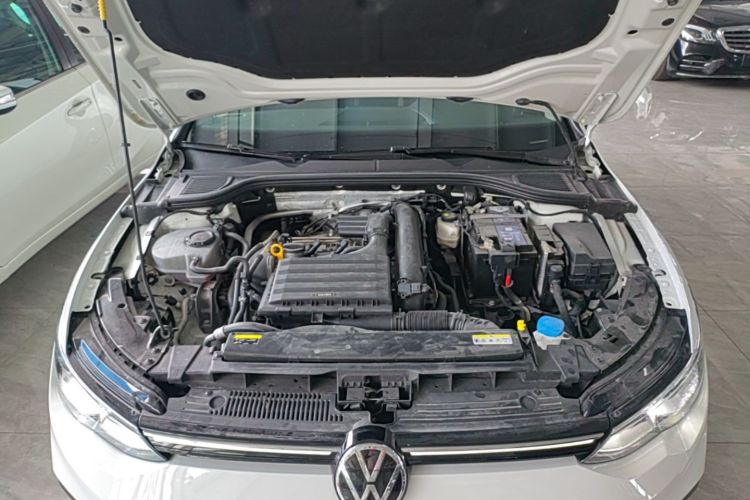 Volkswagen Golf 2022 #20 Volkswagen Golf 2022 car image #20