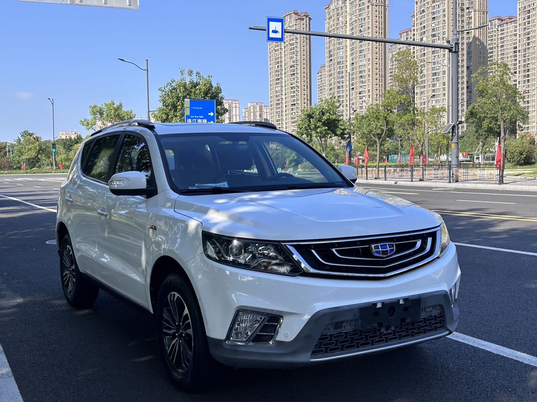 GEELY Vision X6 2016 #3 GEELY Vision X6 2016 car image #3